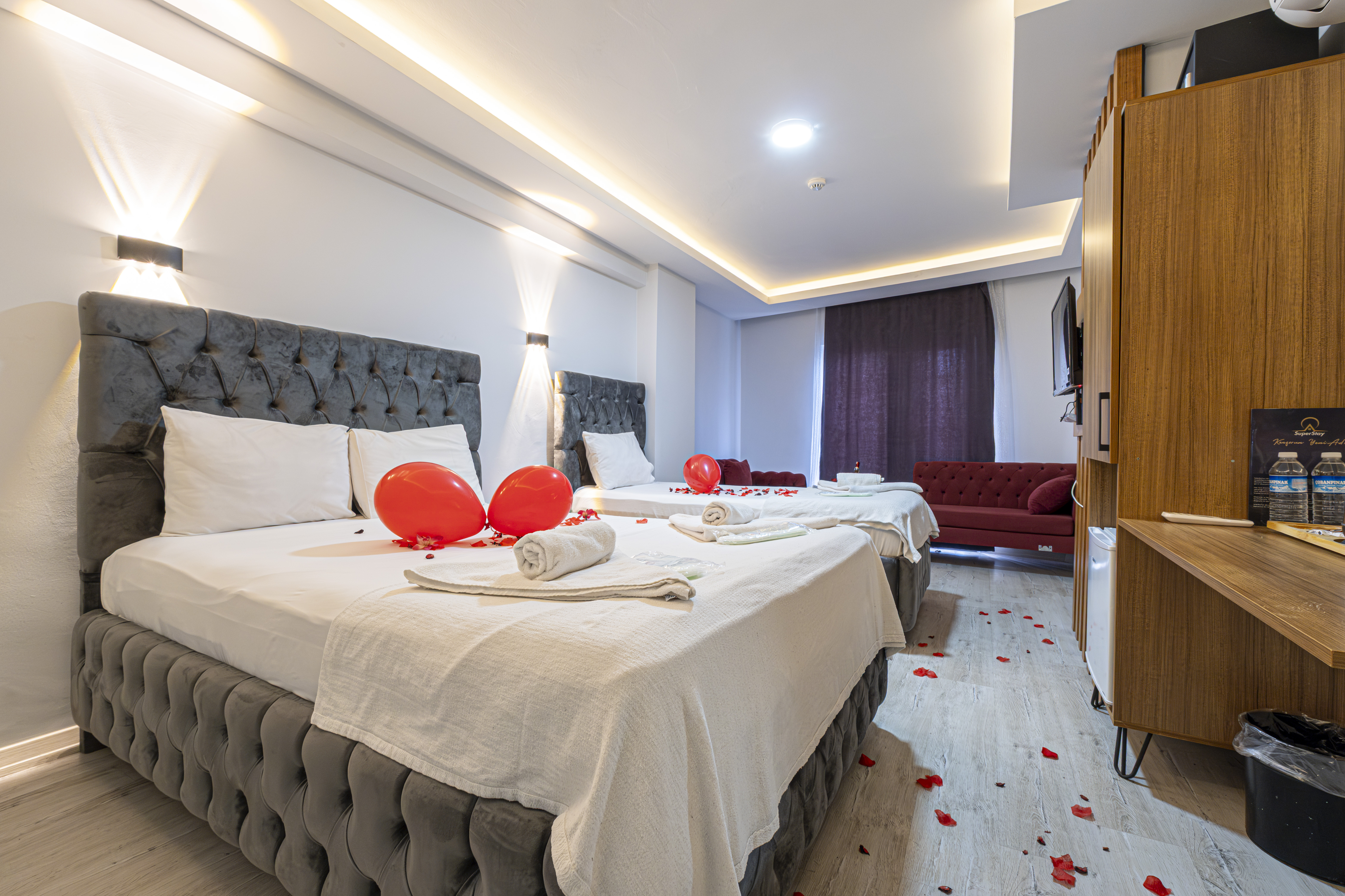 Küçükçekmece’de Konaklamanın Avantajları: Sefaköy Neden Bu Kadar Tercih Ediliyor?